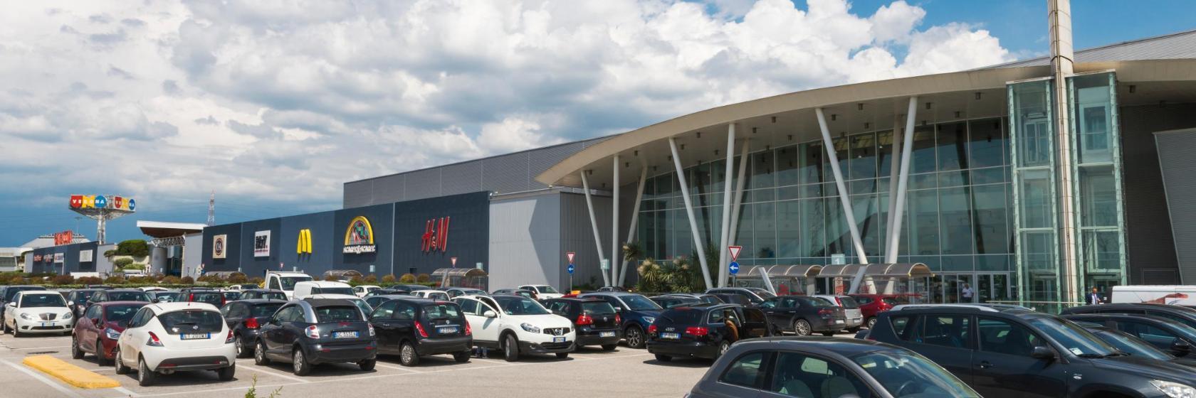 Centro commerciale Verona Uno